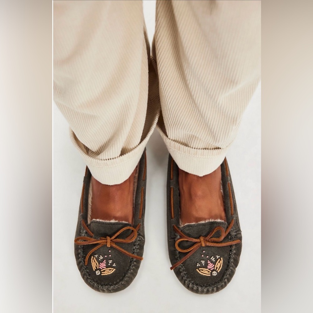 FREE PEOPLE Minnetonka for FP Ayashe Moccasins FLATS - Picture 2 of 8